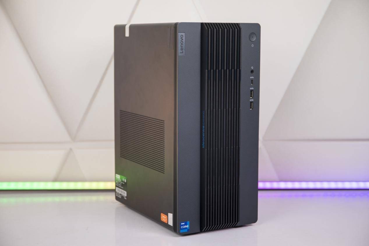 联想geekpro 23体验:设计布局合理,坚实耐用性能强_接口_配置_电源