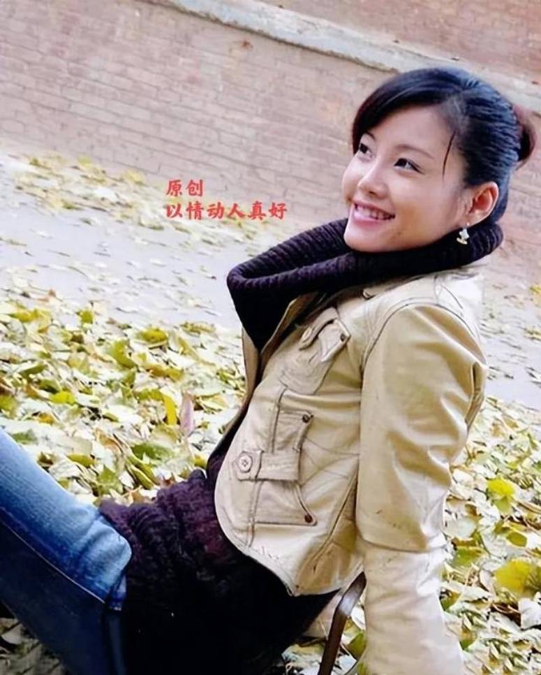 著名女歌手14岁撑起家,红火时被父亲告上法庭,后来命运让人吃惊_戴娆