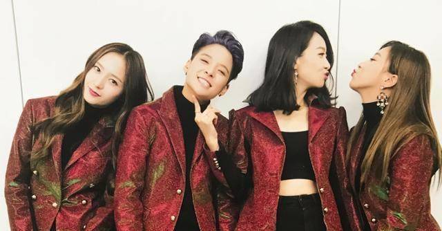 《创4》导师舞台,amber刘逸云唱跳俱佳,二代教你做人!_什么_选手_宋茜