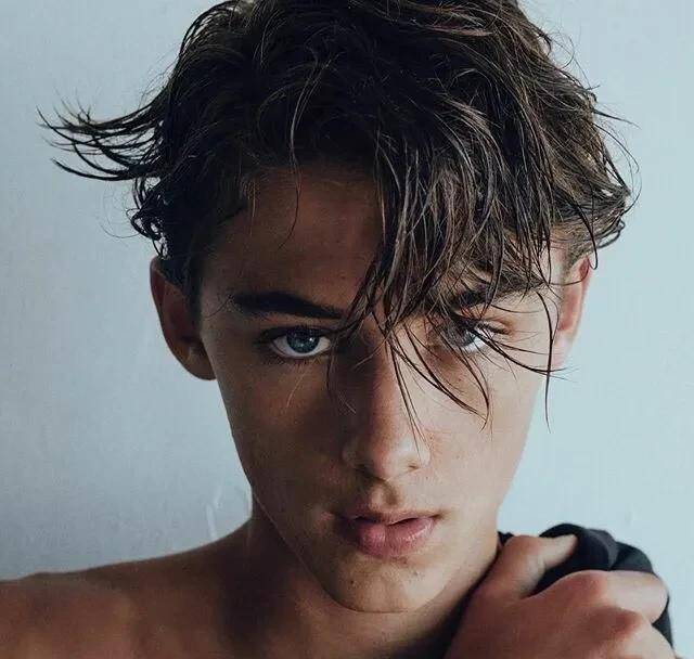 世界第一美少年!12岁爆红,如今22岁帅的人神共愤_william_工作_运动