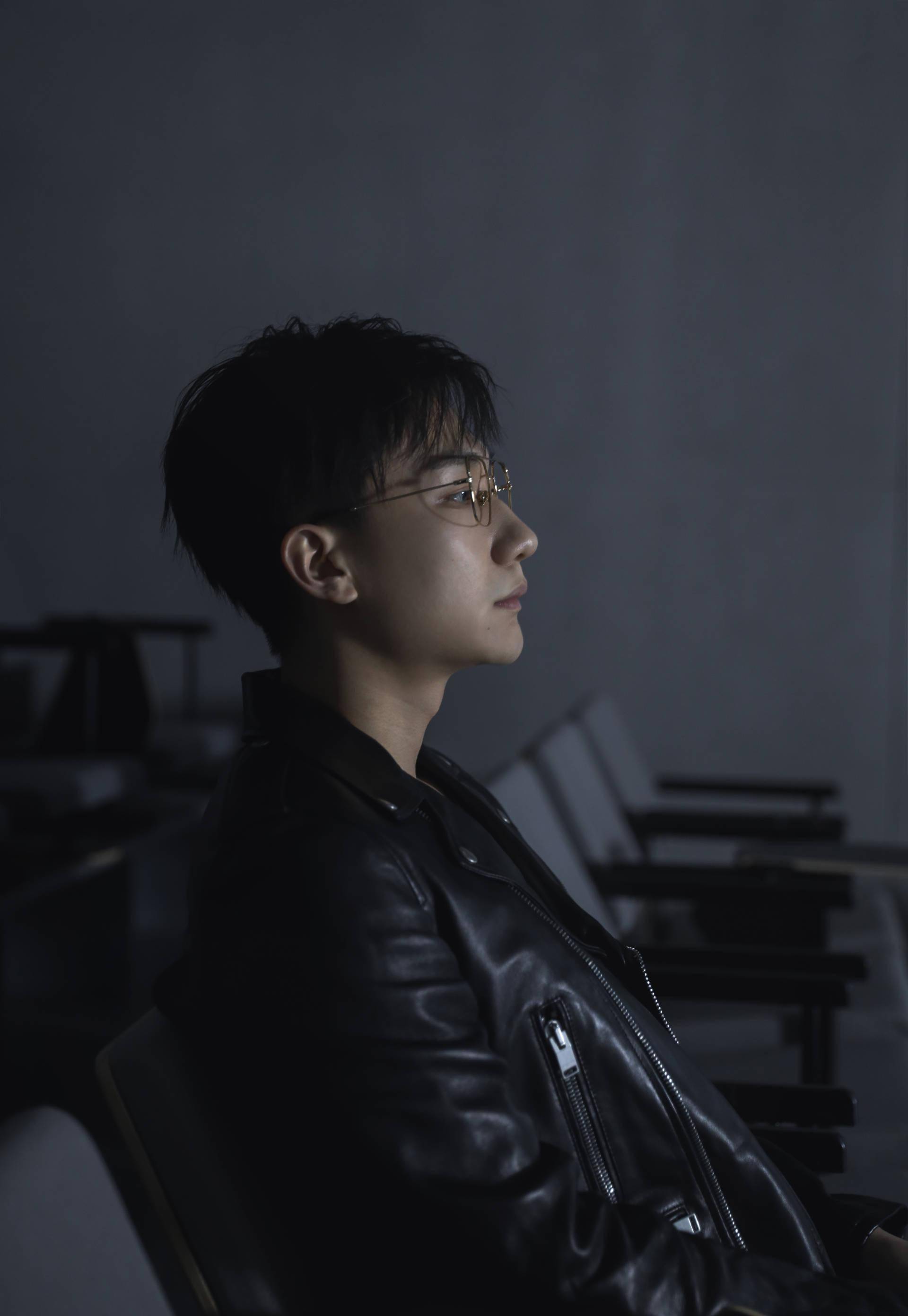 专访演员吴昊宸:27岁的男人没有故事,对不起让你失望了_戏剧_节目