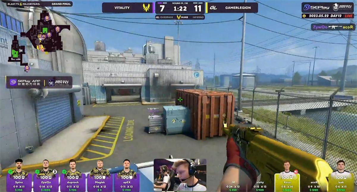 小蜜蜂夺最后一冠,字母袜抢眼导播加鸡腿_比赛_玩家_游戏