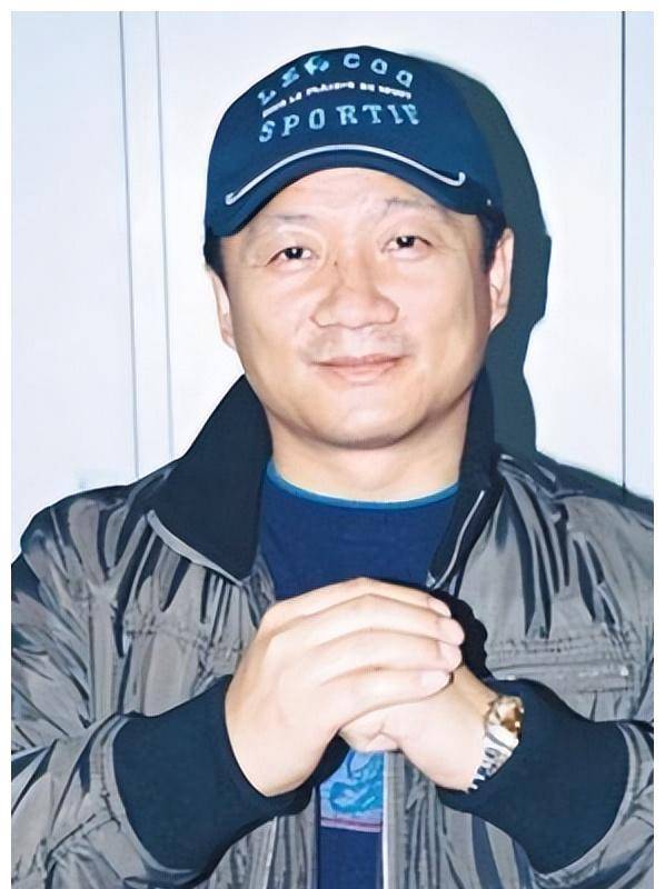 唐鉴军：戏里蛮横不讲理，戏外慷慨负责，对师父和女子一心一意