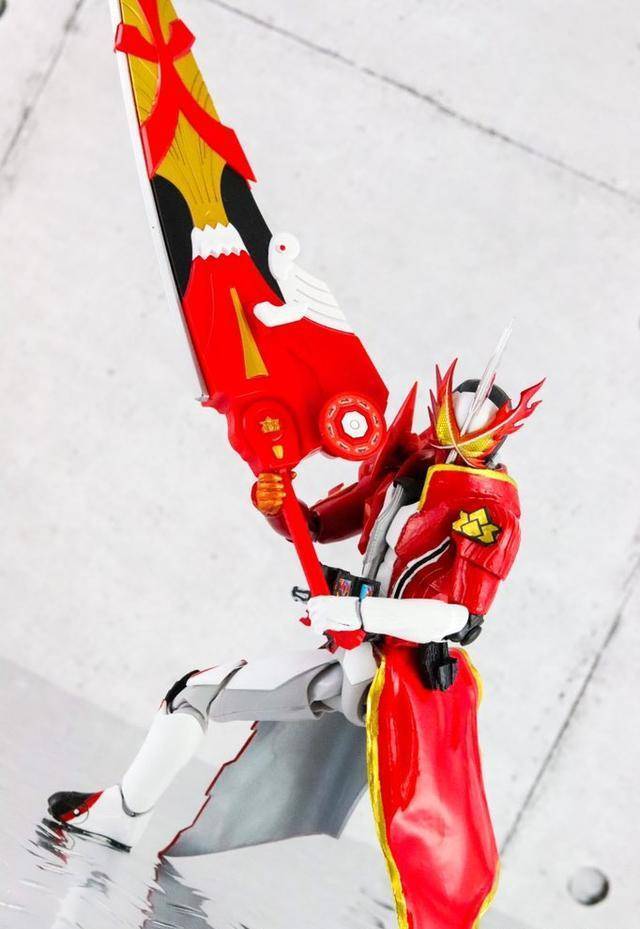 粉丝自制假面骑士圣刃真剑红形态完美的最佳搭配老乌不过如此_战队