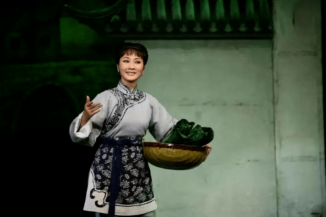 中国戏剧梅花奖榜首方亚芬将携越剧《红楼梦》《梁祝》与贵阳戏迷见面