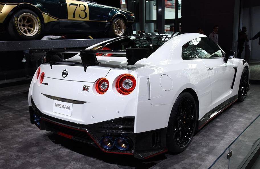 日产新跑车gt-r亮相,与911同等级,马力600匹,零百2.