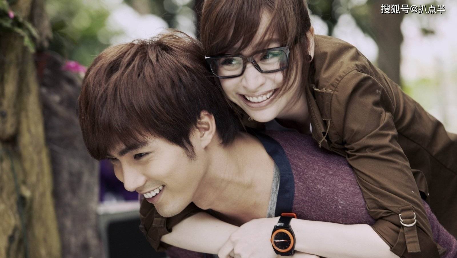 贺军翔再曝出轨,人设瓦解,好男人变坏,打烂一手好牌?