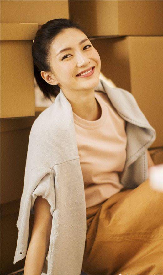 《三十而已》江疏影,童瑶,毛晓彤演绎女性的中年危机_电视剧_都市