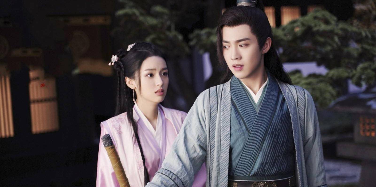 温客行不愿大战把阿湘牵扯其中,只愿她干干净净活在世间,幸福快乐地