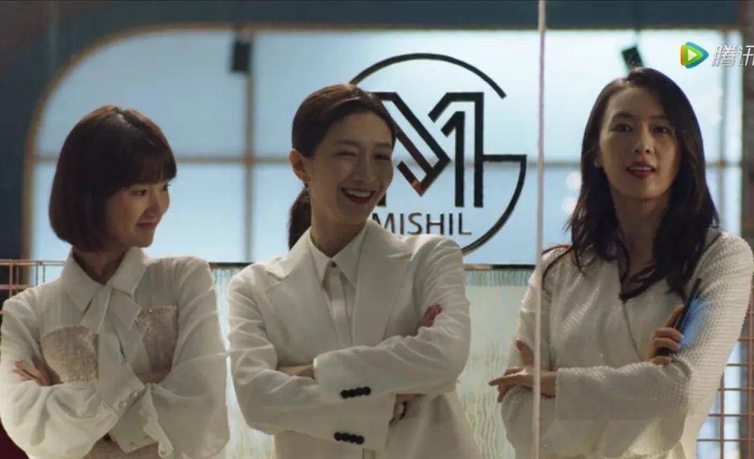 除了在事业上能够分担相应的责任,为之出谋划策,而且还会安慰鼓励老公