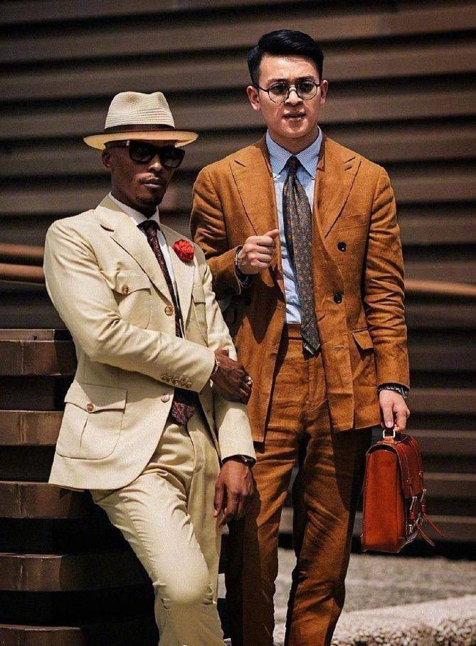 西装是最基本的穿搭方式,错误率低,更能彰显中年男士的优雅绅士品味