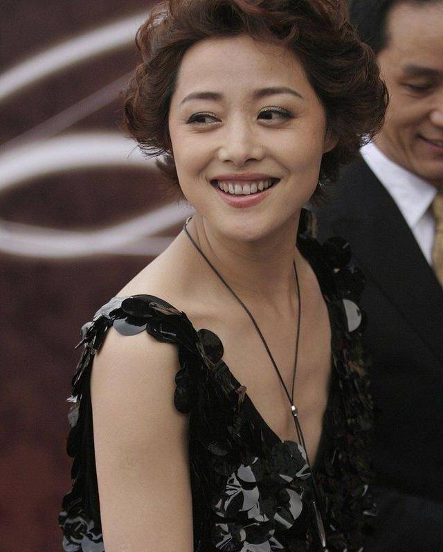 刘蓓天生面孔征服全场!