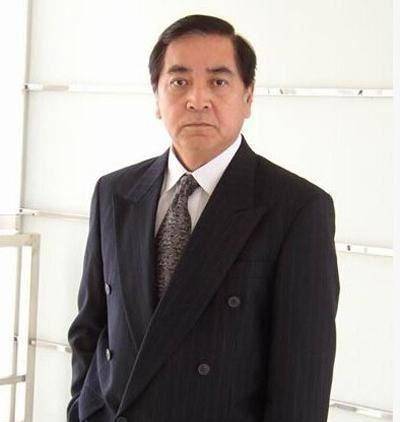 香港3大重量级男星,姓氏都不一样,却是同血缘亲兄弟_秦沛_姜大卫_弟弟