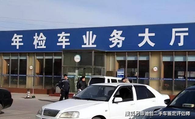 车主相互转告！6月1日起，私家车管理迎来“5大”新调整！（新规定私家车几年年检一次）