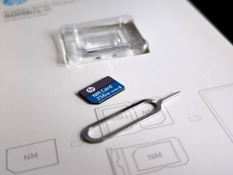 618华为手机容量翻倍仅需179元，惠普NM100 256GB存储卡实测！