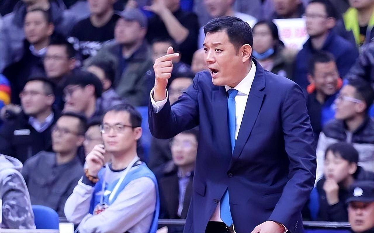 人情朋友黑哨难办_闫军_裁判_比赛