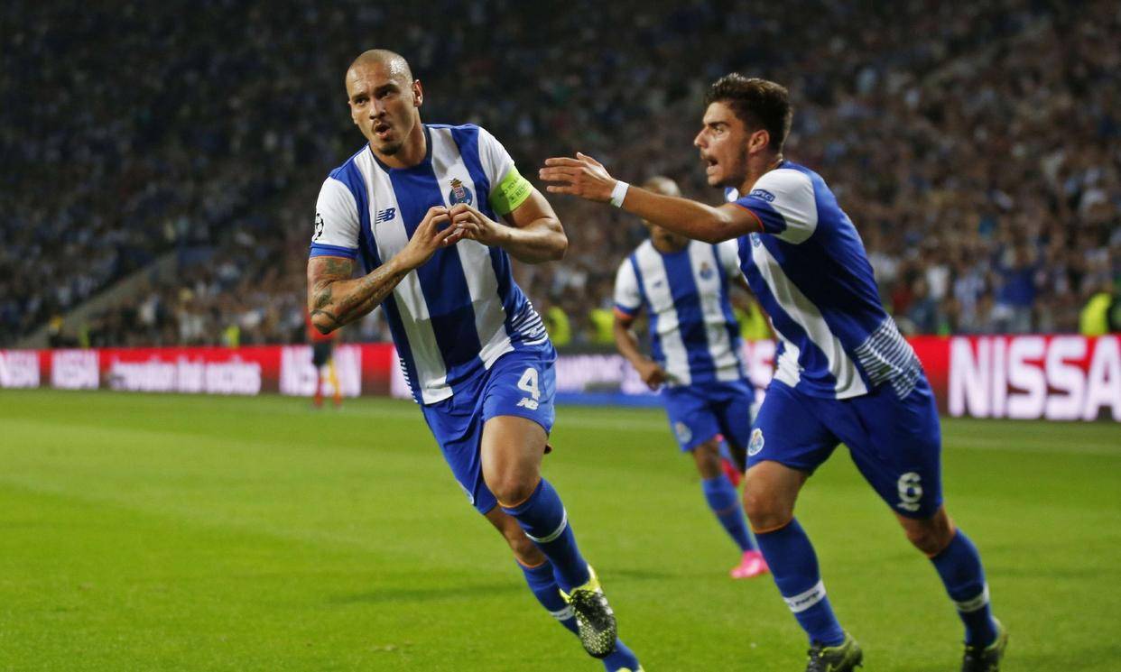 阿尔梅勒城 vs 埃因霍温fc 维兹拉 vs 里斯本竞技 周三公推四中三