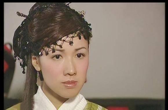 15年前这部tvb古装剧里的四大美女都不及两位亦正亦邪的男配出色_布衣