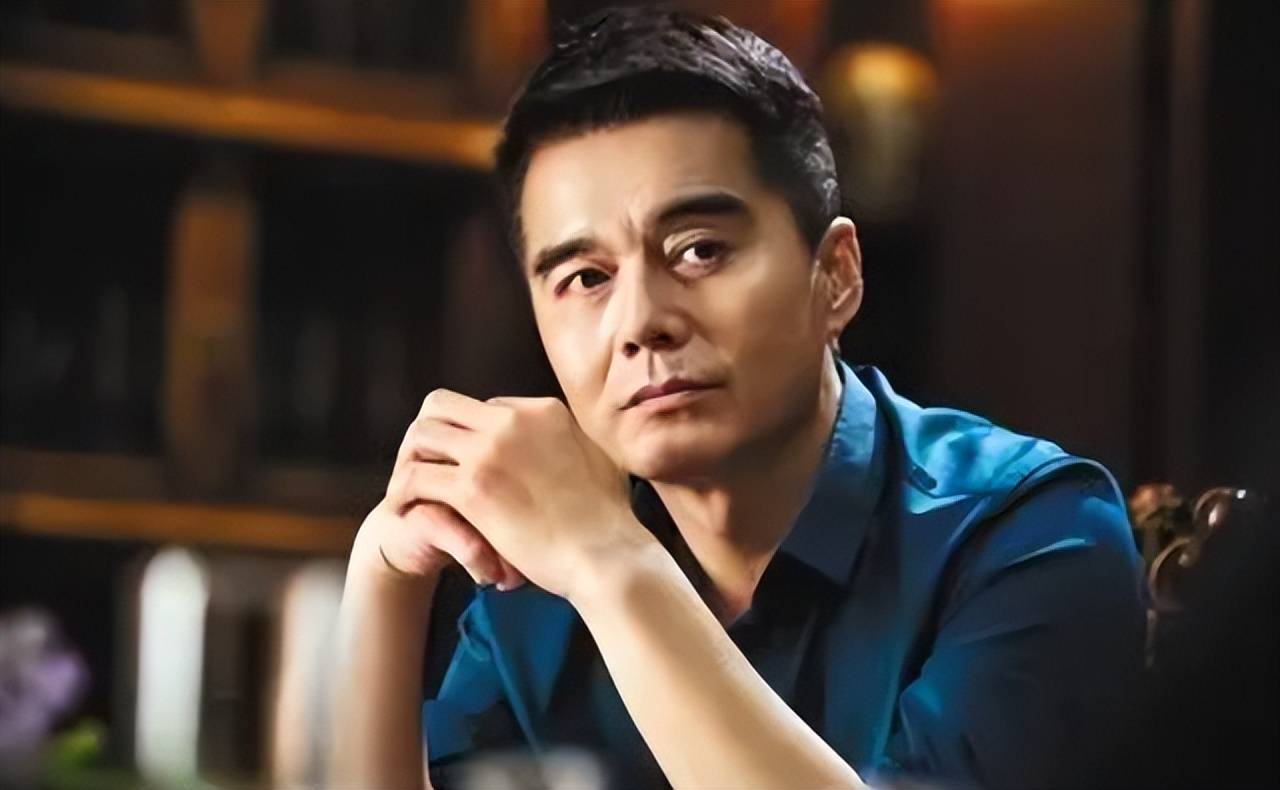 开播后又撤档,李幼斌这部反腐剧,让人等得望眼欲穿_嘉南_演技_题材