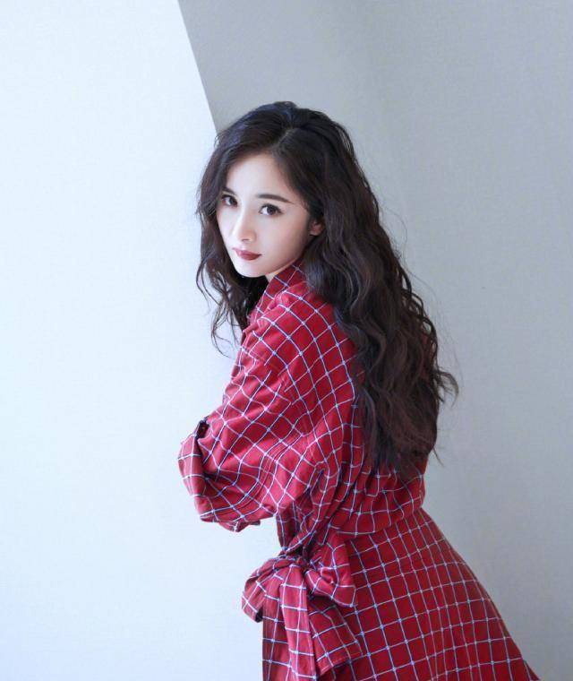 33岁杨幂厉害了!