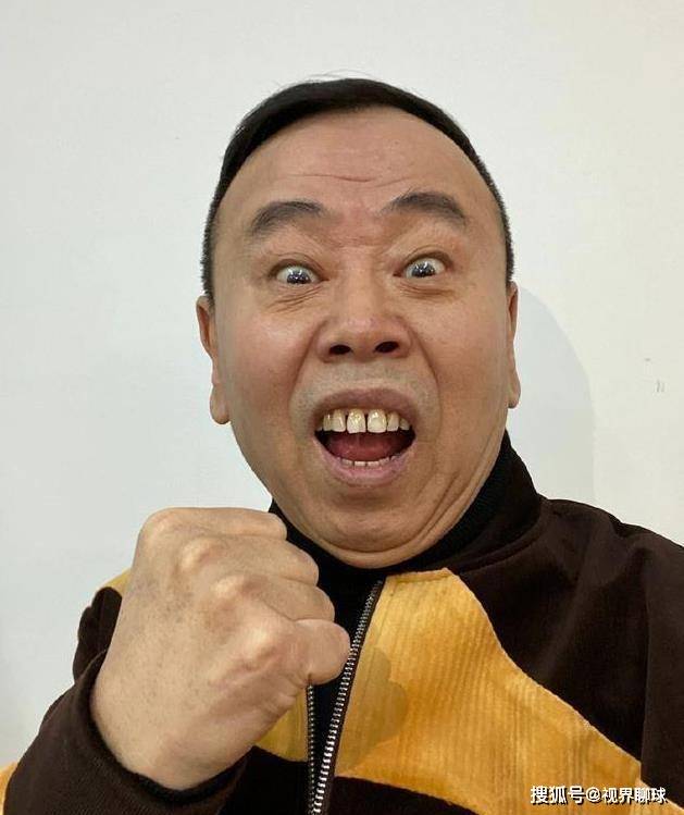 认辛巴当儿子带货捞金,跟女主播贴身互动_潘长江_商品_谢孟伟