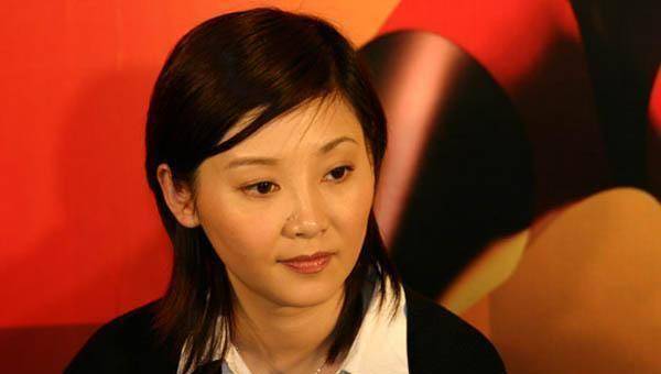 52岁徐帆前任曝光,原来是我们熟悉的演员,难怪冯小刚从来不提!