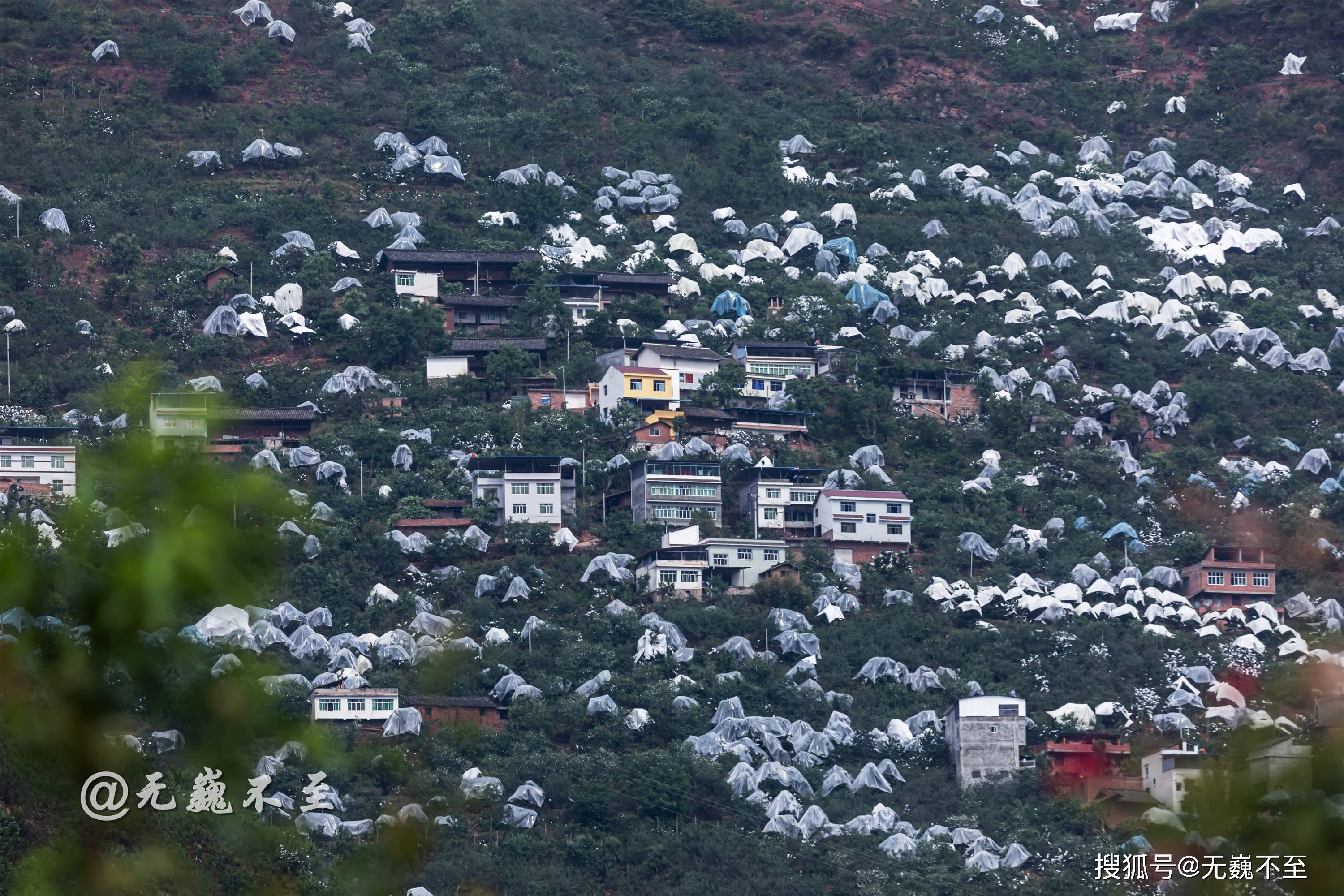 汉源桌子山公路图片