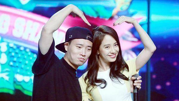 不知道《runningman》的郑哲民pd下车后宋智孝的镜头会不会多一点