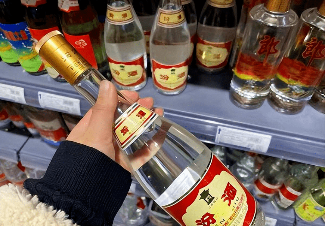 同样是玻汾酒,红盖黄盖差别有多大?