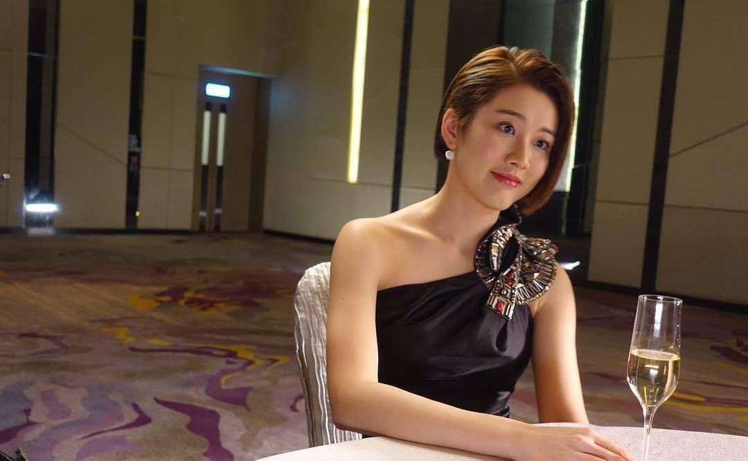 tvb小花邓佩仪单身多年想拍拖,入行8年终于担正剧集女主角_时间_男友