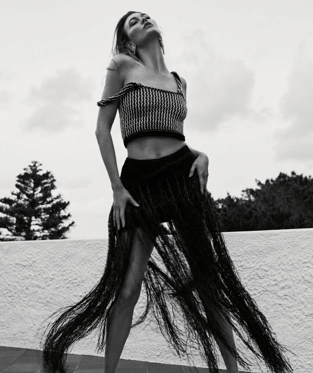 超模卡莉·克劳斯(karliekloss)出演时尚广告_封面_vogue_设计