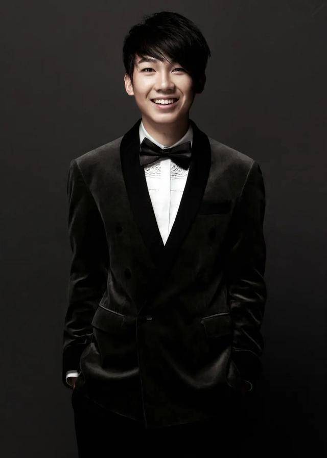 白举纲:快男出道的后生可畏,值得重视的披荆斩棘黑马_节目_芒果_卫视