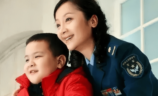 基因,前妻的儿子和后妻的儿子一对比,差距就出来了_唐静_秦海璐_俩人