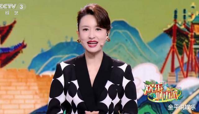 央视终于选对了,能代替张蕾的人出现,从长相到能力都更胜一筹_袁昕