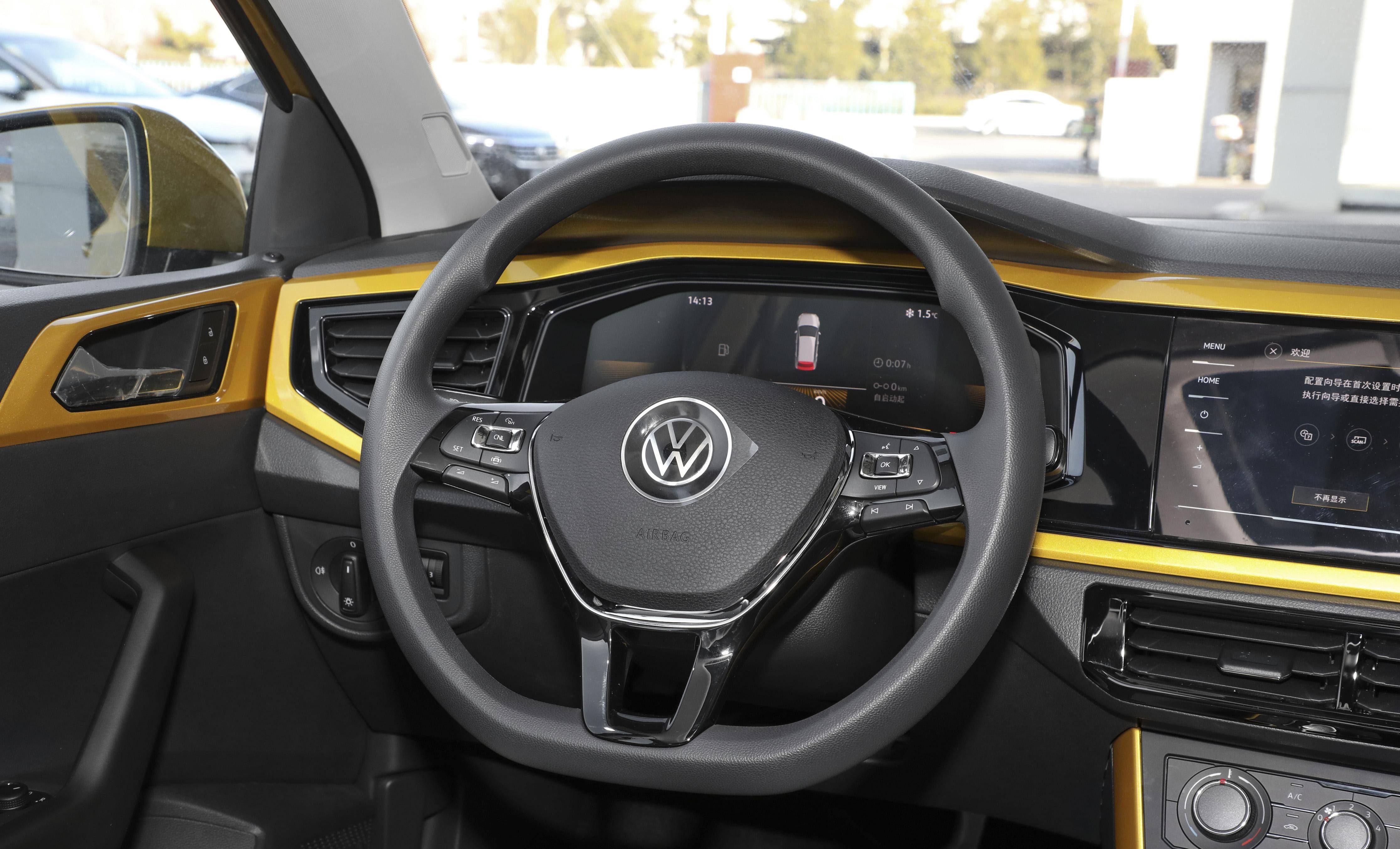 新车-一汽大众polo plus系列—全新升级,演绎小型车的电动时代