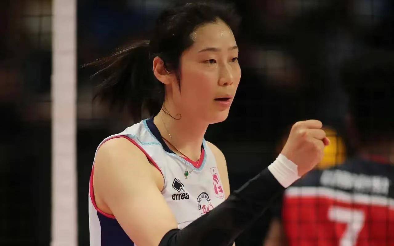 1米92惠若琪,高跟鞋 裙子,行走的超模,优雅高贵_比赛_朱婷_退役