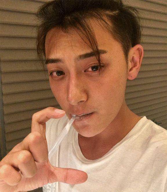 蔡徐坤卸妆后,朱一龙卸妆后,易烊千玺卸妆后,网友:他最辣眼睛_化妆