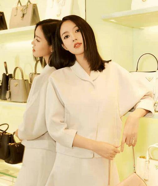 世姐张梓琳二胎得女!