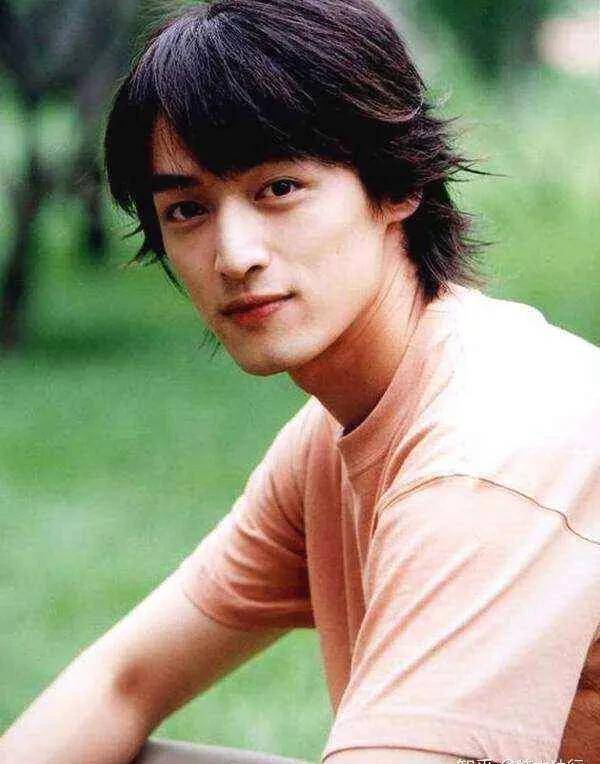 胡歌:少年横空出世劫后重生,揭秘出道即巅峰浴火涅盘的别样人生_上海