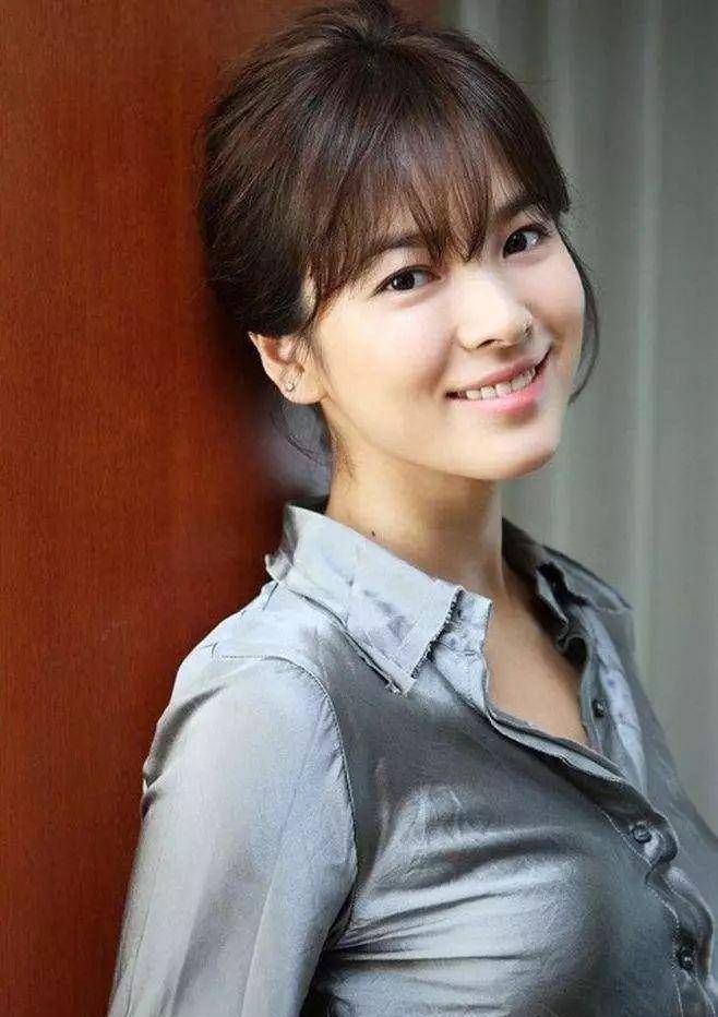 老实实看我在派出所被审讯的视频2个初恋一定不能是配偶我老婆叫吴京