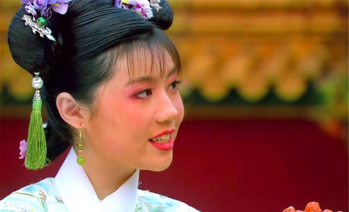 甄嬛传:青樱是乌拉那拉氏的女儿,为何敢公然违抗宜修?_阿哥_福晋_家族