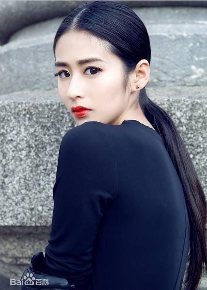 女主角赵子慧(颖儿饰演),与上司阎若洲(王耀庆饰演)热恋,本以为是单身