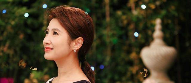 生日过得有意义,喜提全国第一个吃"冰墩墩造型蛋糕"的人_视频_徐春妮