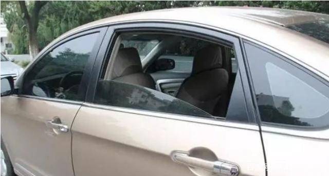 汽车驾驶上陡坡停车，起步怎样操作？所有的车主务必看看-陡坡上停车