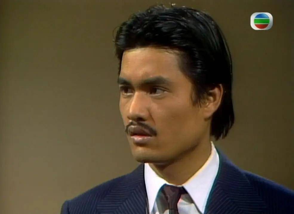 tvb《上海滩》幕后冷知识:汤镇业女友参演,黄日华龙套收入丰厚_黄霑