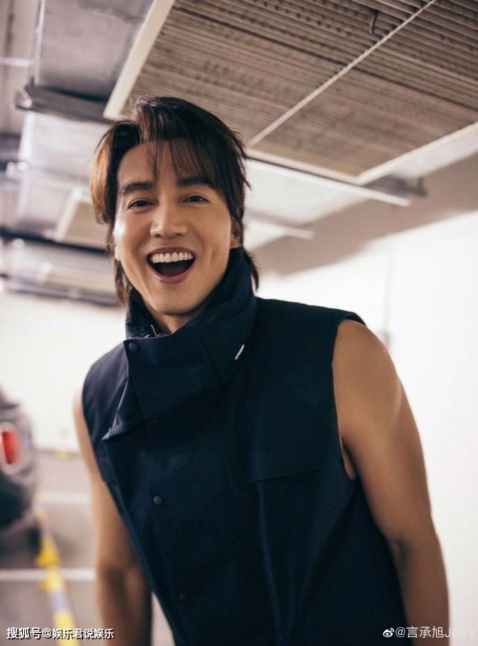 其中与言承旭相关的最多讨论,不外乎就是看不出实际年龄