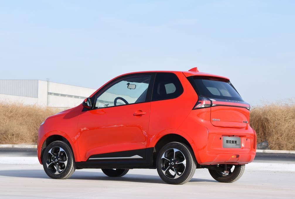 可上牌的电动"小红车",2.98万起!手已经伸到五菱碗中_搜狐汽车_搜狐网