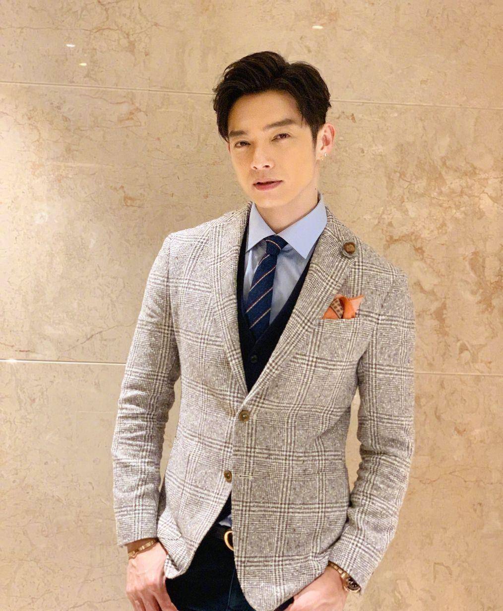 飞轮海"四缺一",吴尊晒与辰亦儒汪东城合照,唯独缺了炎亚纶_组合_活动