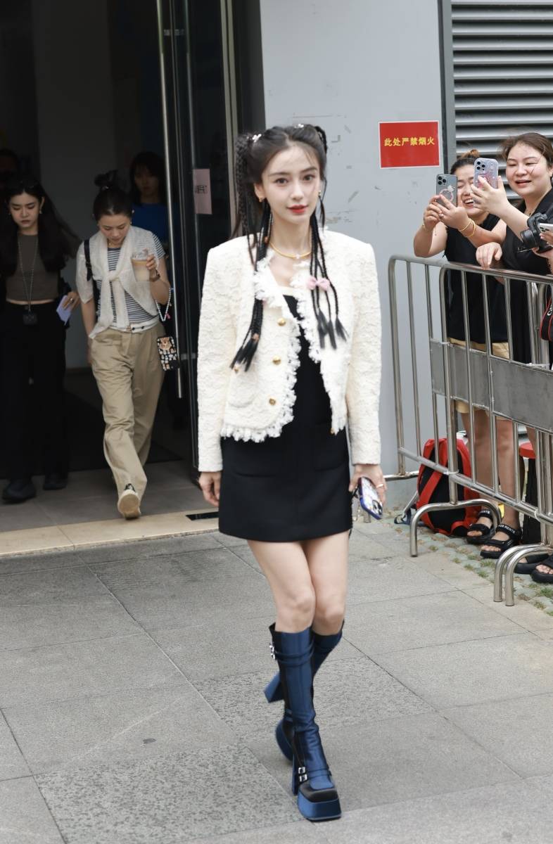 angelababy回归跑男作为元老级成员,节目中只有不到五分钟的镜头_观众