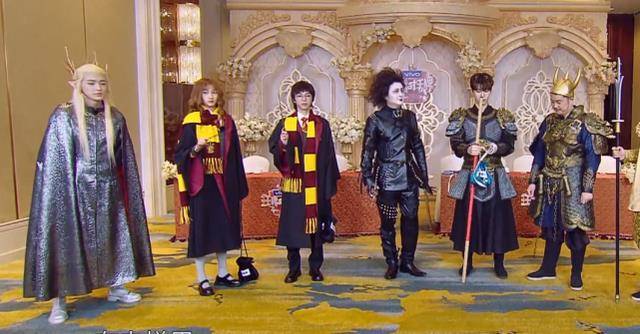 宋亚轩cos精灵王子,看他现身穿的什么鞋子,这是对导演最大尊重_造型